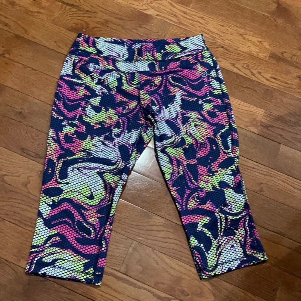 NWOT Be Inspired leggings L